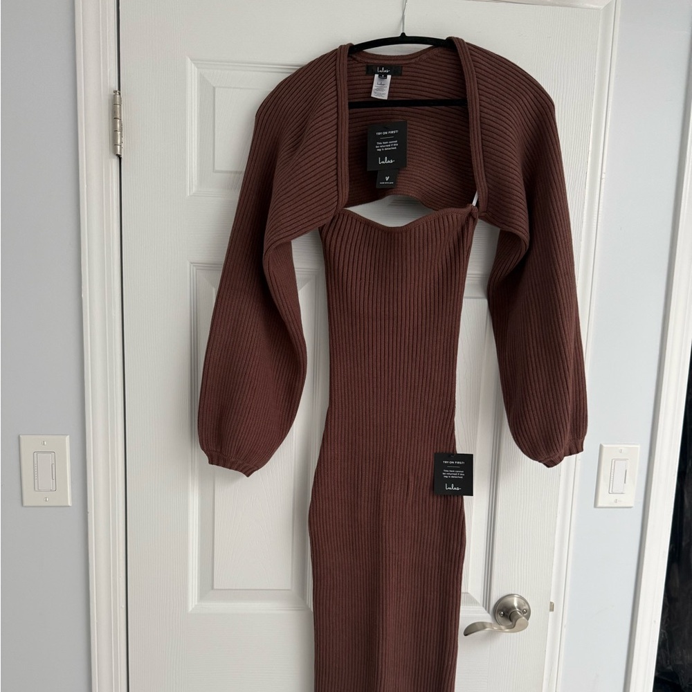 Elegant Brown Ribbed Knit Dress